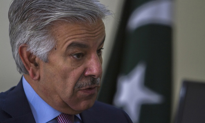 Duped by fake news story, Pakistani minister threatens nuclear war with Israel
